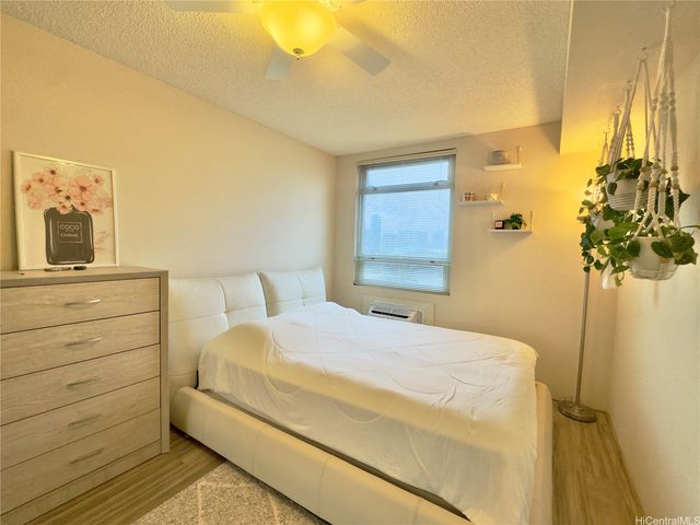 1315 Kalakaua Avenue 1110, Honolulu, HI 96826