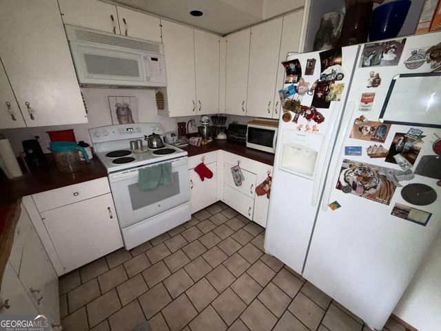114 Lakeview Circle, Waleska, GA 30183