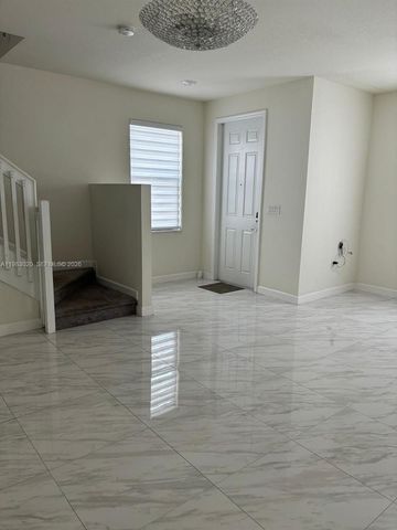 3337 W 105th Ter, Hialeah, FL 33018