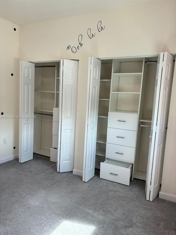 3337 W 105th Ter, Hialeah, FL 33018