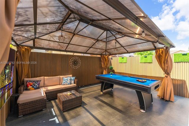 3214 SE 4th Ct, Homestead, FL 33033
