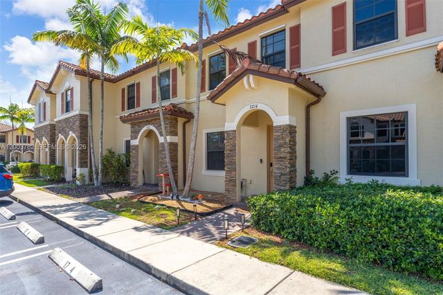 3214 SE 4th Ct, Homestead, FL 33033