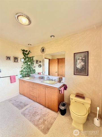 644 Dewberry E, Omak, WA 98841