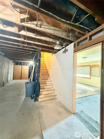 644 Dewberry E, Omak, WA 98841