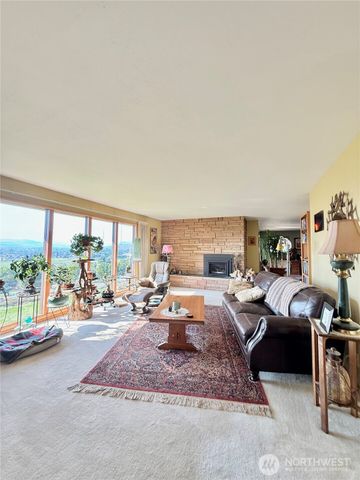 644 Dewberry E, Omak, WA 98841