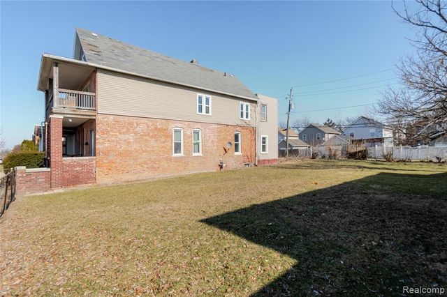 1486 17th Street, Detroit, MI 48216