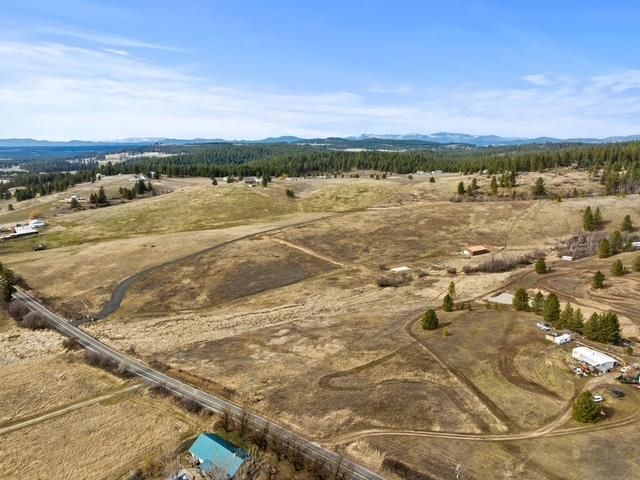 1170X E Tallman Rd, Chattaroy, WA 99003