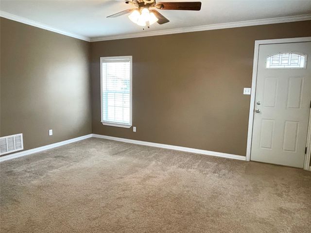 1335 Florea Street, Graham, TX 76450