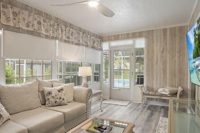 603 LISBON LANE, Lady Lake, FL 32159