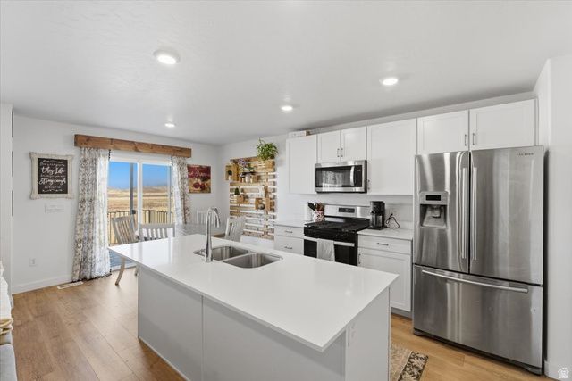 1252 W HIDDEN SPRING DR, Santaquin, UT 84655