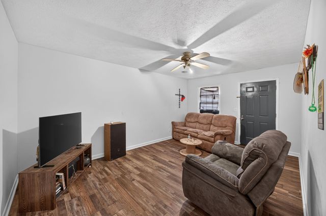 11279 Nashville Hwy, Baxter, TN 38544