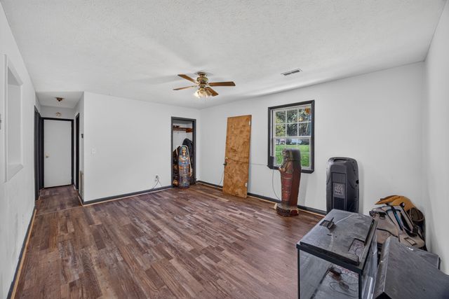 11279 Nashville Hwy, Baxter, TN 38544