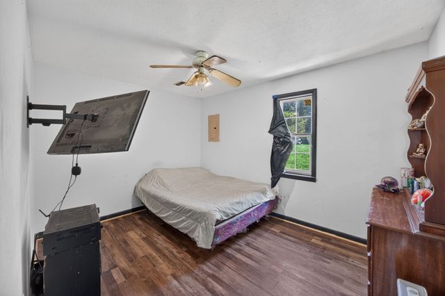 11279 Nashville Hwy, Baxter, TN 38544