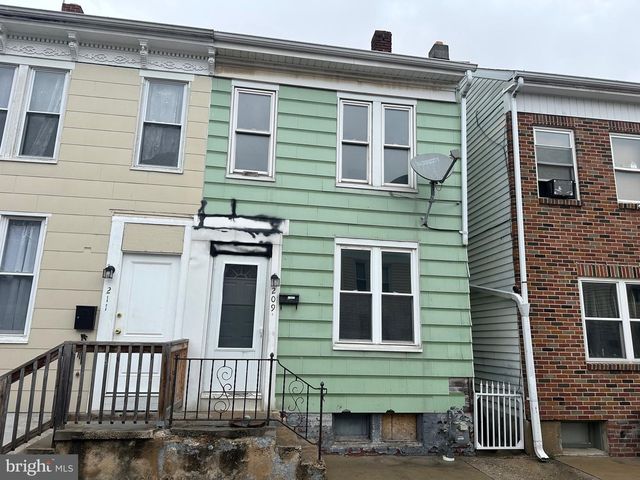209 PARK PL, York, PA 17401