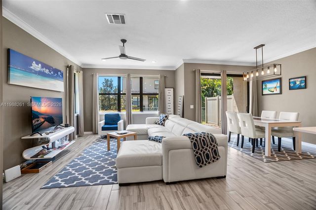 8240 Tailshot Ct, Lake Worth, FL 33467