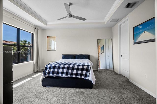 8240 Tailshot Ct, Lake Worth, FL 33467