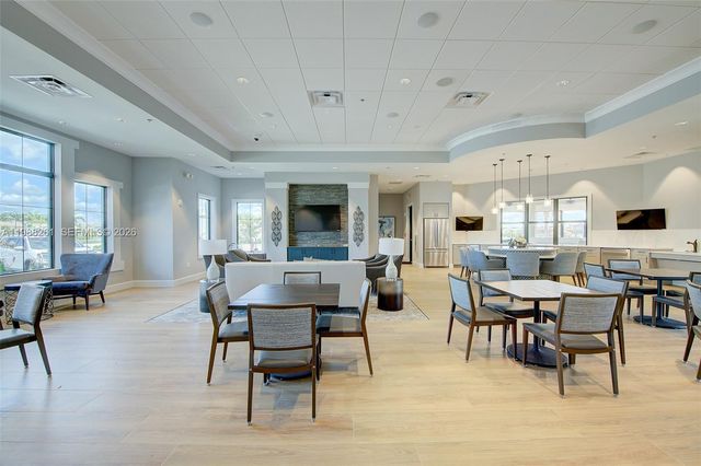 8240 Tailshot Ct, Lake Worth, FL 33467