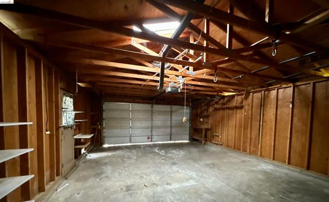 19046 Digger Pine St, Groveland, CA 95321