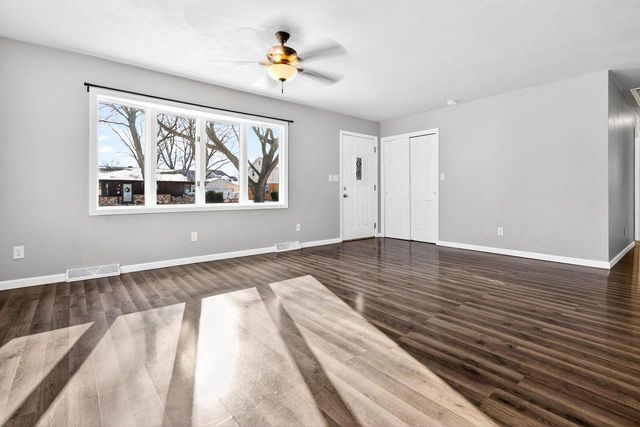 916 CHARLES STREET, Little Chute, WI 54140