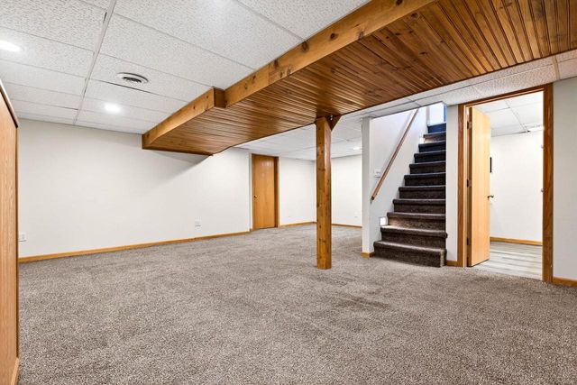 916 CHARLES STREET, Little Chute, WI 54140