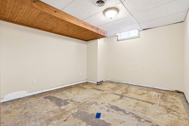 916 CHARLES STREET, Little Chute, WI 54140