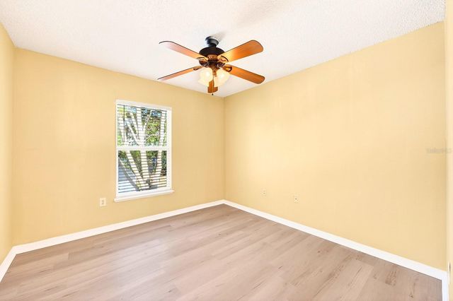 274 CURTIS AVENUE, Groveland, FL 34736