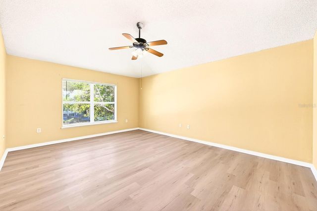 274 CURTIS AVENUE, Groveland, FL 34736