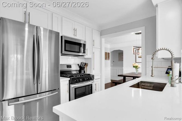 4203 Berkshire Road, Royal Oak, MI 48073