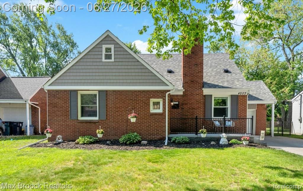 4203 Berkshire Road, Royal Oak, MI 48073