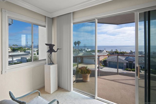 5383 Chelsea 201, La Jolla, CA 92037