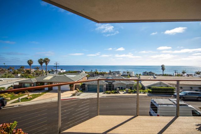 5383 Chelsea 201, La Jolla, CA 92037