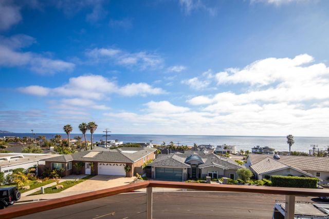 5383 Chelsea 201, La Jolla, CA 92037