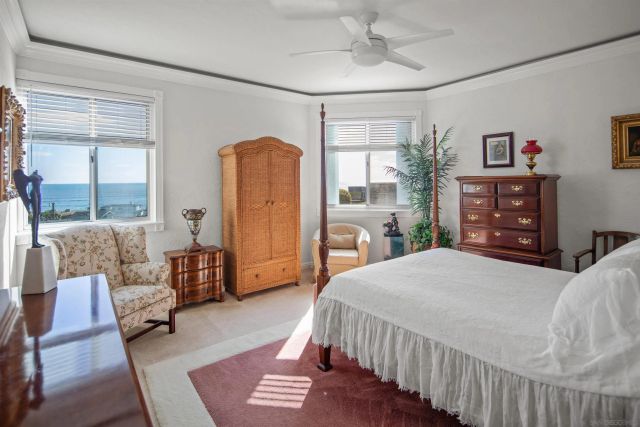 5383 Chelsea 201, La Jolla, CA 92037