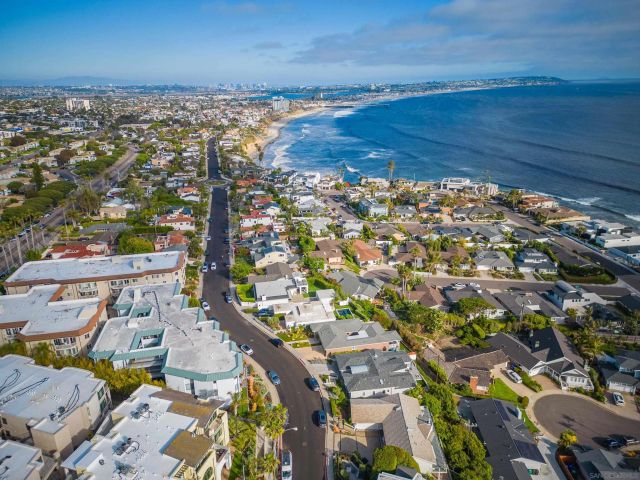 5383 Chelsea 201, La Jolla, CA 92037