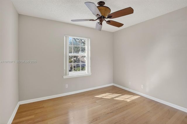 4824 SW 32nd Ter, Dania Beach, FL 33312