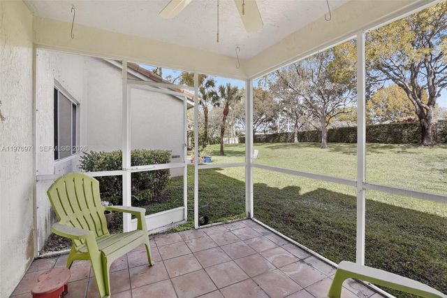 4824 SW 32nd Ter, Dania Beach, FL 33312