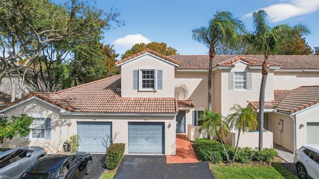 4824 SW 32nd Ter, Dania Beach, FL 33312