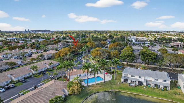 4824 SW 32nd Ter, Dania Beach, FL 33312