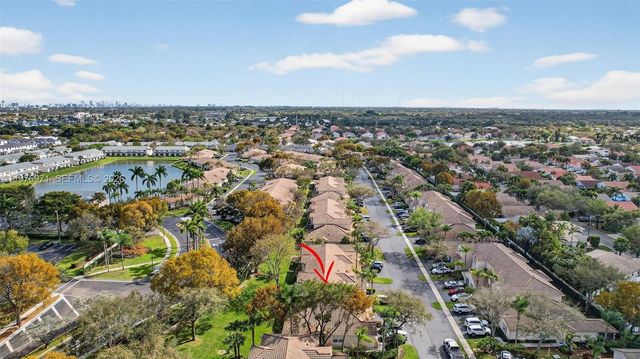 4824 SW 32nd Ter, Dania Beach, FL 33312