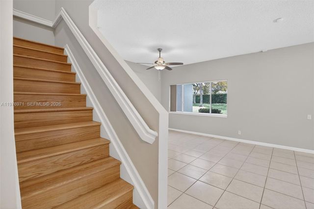 4824 SW 32nd Ter, Dania Beach, FL 33312