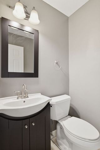 212 Blisswood Village Dr 212, Ludlow, MA 01056