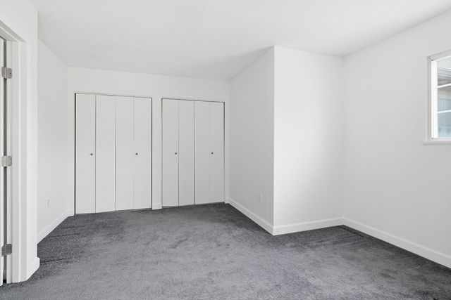 212 Blisswood Village Dr 212, Ludlow, MA 01056