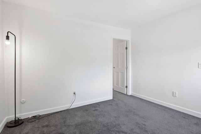 212 Blisswood Village Dr 212, Ludlow, MA 01056