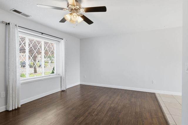 212 Blisswood Village Dr 212, Ludlow, MA 01056