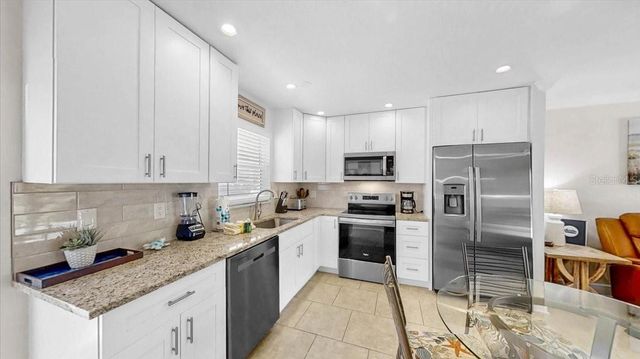5830 MIDNIGHT PASS ROAD 3, Sarasota, FL 34242