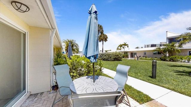 5830 MIDNIGHT PASS ROAD 3, Sarasota, FL 34242