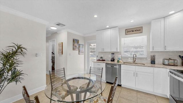 5830 MIDNIGHT PASS ROAD 3, Sarasota, FL 34242