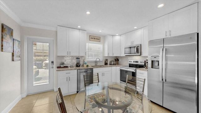 5830 MIDNIGHT PASS ROAD 3, Sarasota, FL 34242