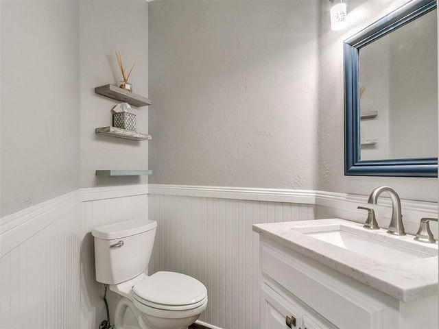 3141 Viewmont Court, Edmond, OK 73003