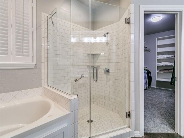 3141 Viewmont Court, Edmond, OK 73003